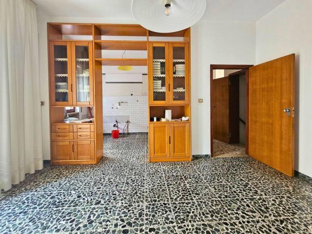 Villa Indipendente in vendita a Cascina, Toscana
