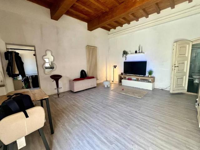 Villa Indipendente in vendita a Cascina, Toscana