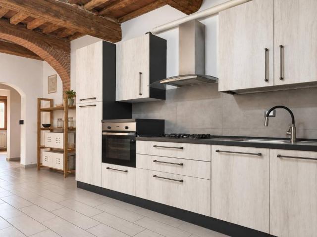 Villa Indipendente in vendita a San Prospero, Cascina