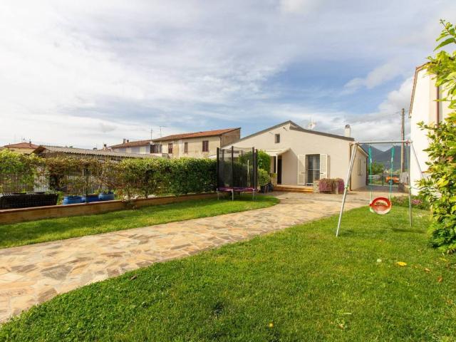 Villa Indipendente in vendita a Cascina, Toscana