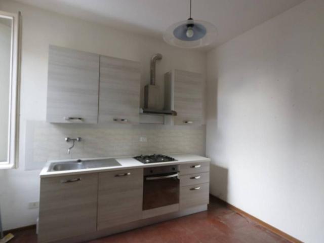 Villa Indipendente in vendita a San Frediano a Settimo, Cascina
