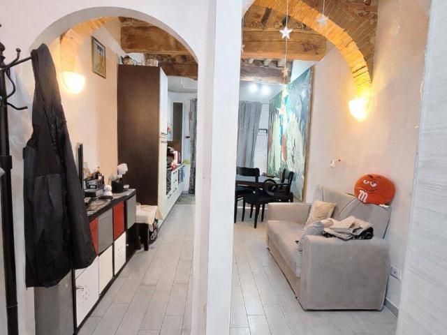Villa Indipendente in vendita a San Frediano a Settimo, Cascina