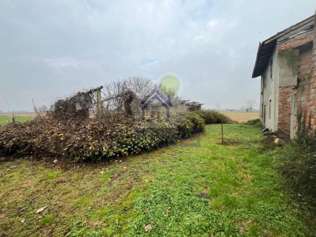 Villa Indipendente in vendita a Caselle Landi, Lombardia