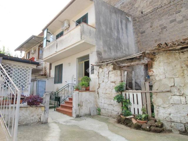 Villa Indipendente in vendita a Mezzano, Caserta