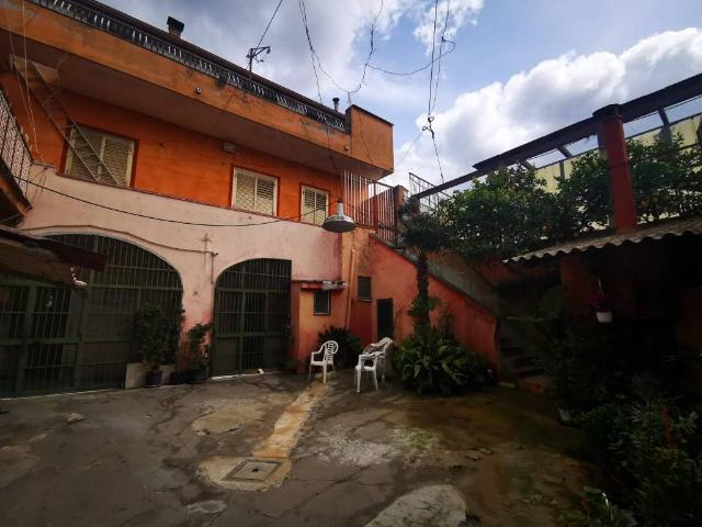 Villa Indipendente in vendita a Caserta, Campania