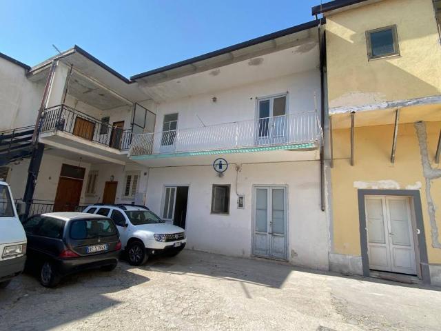 Villa Indipendente in vendita a Mezzano, Caserta