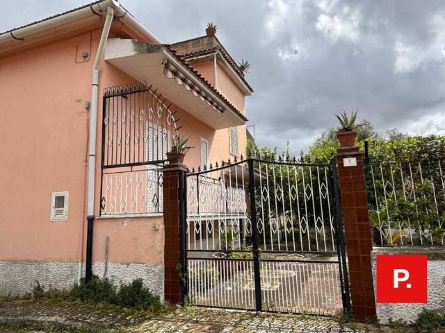 Villa Indipendente in vendita a Briano, Caserta