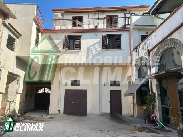 Villa Indipendente in vendita a Caserta, Campania