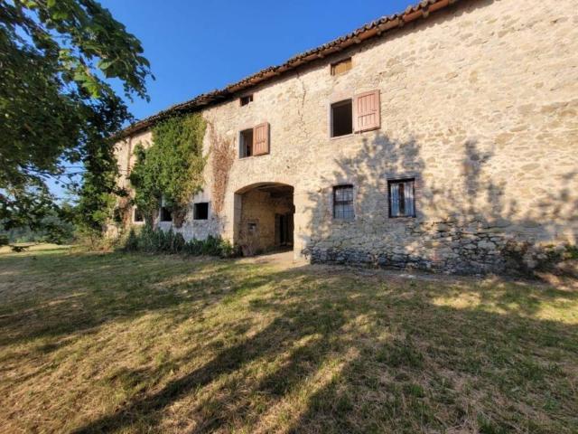 Villa Indipendente in vendita a Appennino Reggiano, Re