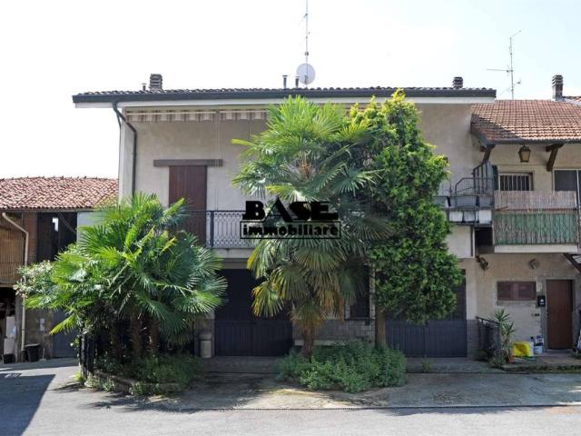 Villa Indipendente in vendita a Casnate con Bernate, Casnate