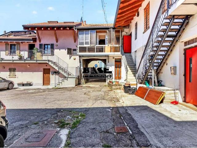 Villa Indipendente in vendita a Casnate con Bernate, Casnate