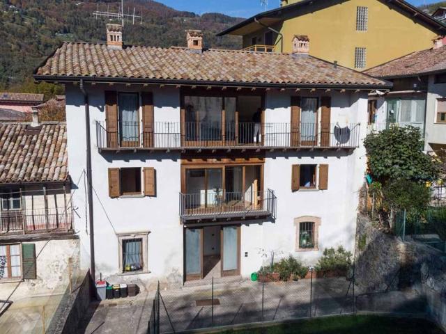 Villa Indipendente in vendita a Serio, Casnigo