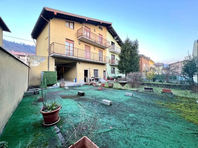 Villa Indipendente in vendita a Trinità, Casnigo