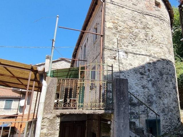 Villa Indipendente in vendita a Unione di comuni Montana Lunigiana, Codiponte
