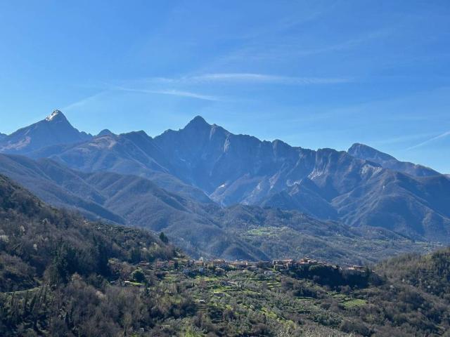 Villa Indipendente in vendita a Unione di comuni Montana Lunigiana, Codiponte