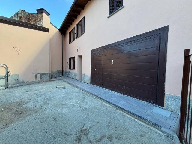 Villa Indipendente in vendita a Casorate Primo, Lombardia