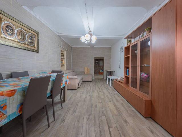 Villa Indipendente in vendita a Piemonte, Asti