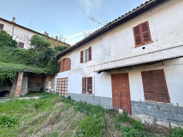 Villa Indipendente in vendita a Piemonte, Asti