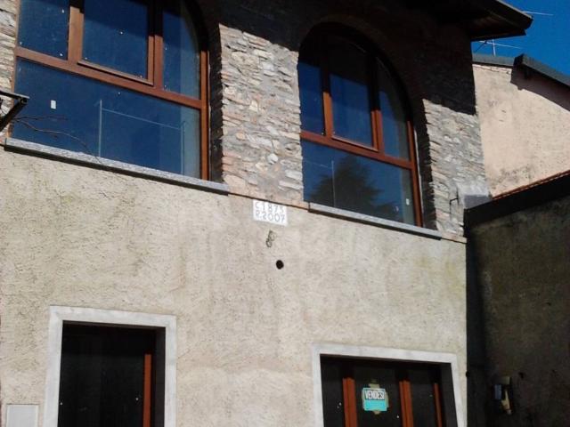 Villa Indipendente in vendita a Cremella, Lombardia
