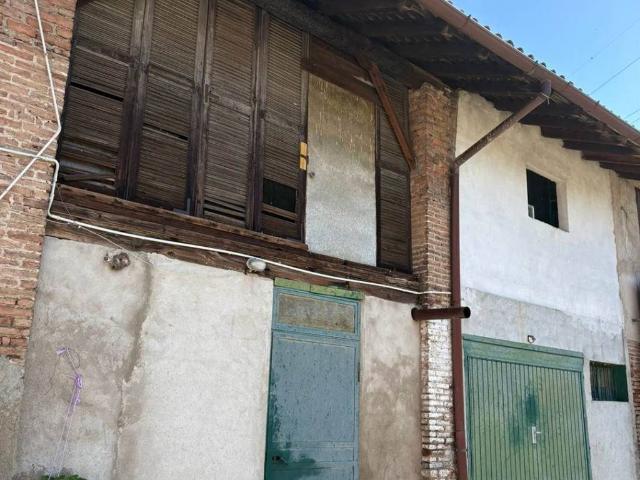 Villa Indipendente in vendita a Taranta, Cassano D'adda