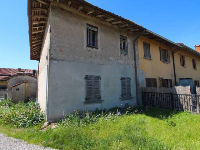 Villa Indipendente in vendita a Taranta, Cassano D'adda