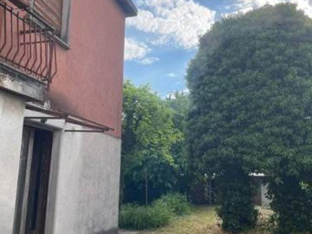 Villa Indipendente in vendita a Quadro, Cassano Magnago