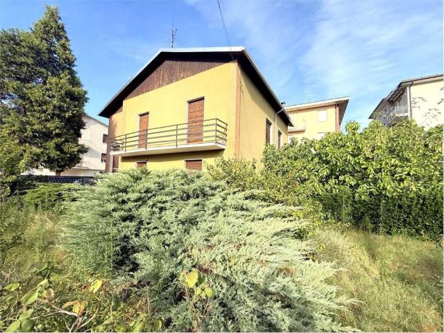 Villa Indipendente in vendita a Piemonte, Alessandria