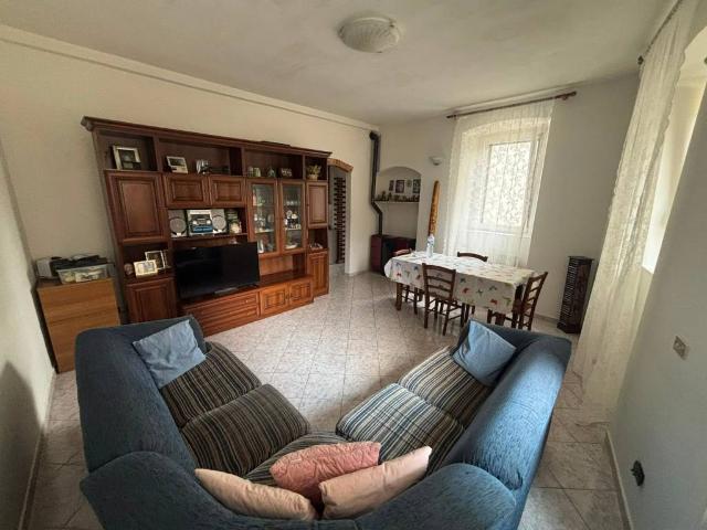 Villa Indipendente in vendita a Cassina Rizzardi, Como