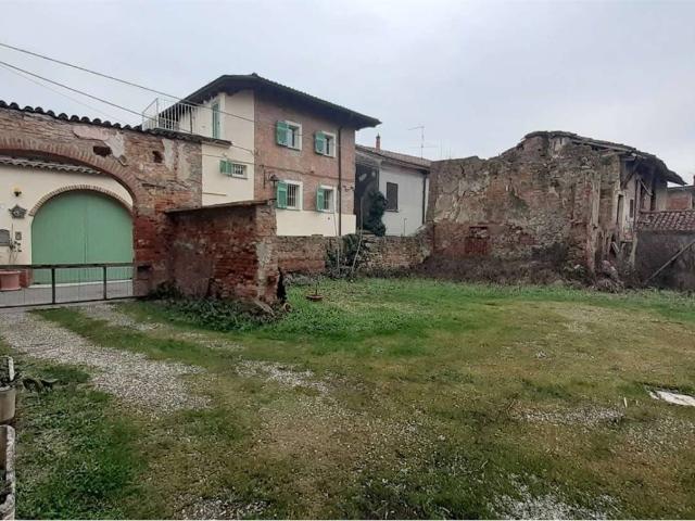 Villa Indipendente in vendita a Cassine, Alessandria