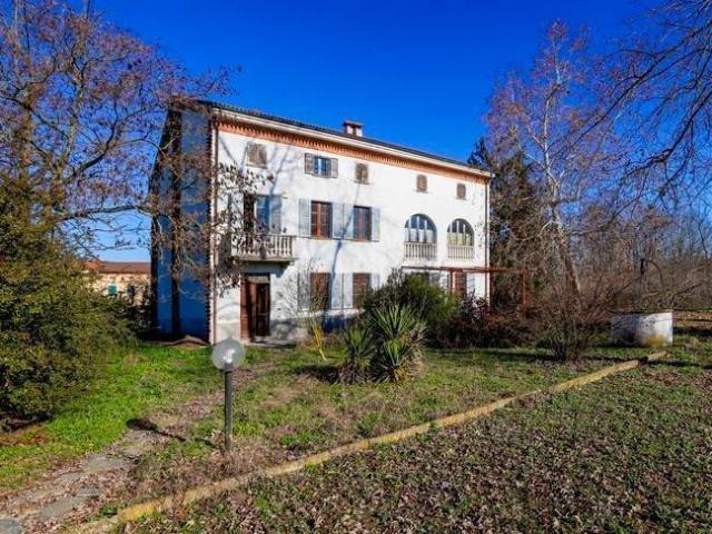 Villa Indipendente in vendita a Piemonte, Alessandria