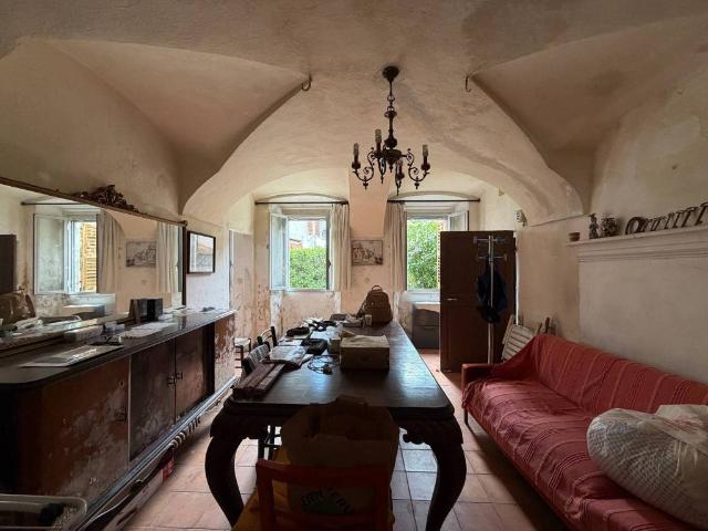 Villa Indipendente in vendita a Piemonte, Alessandria