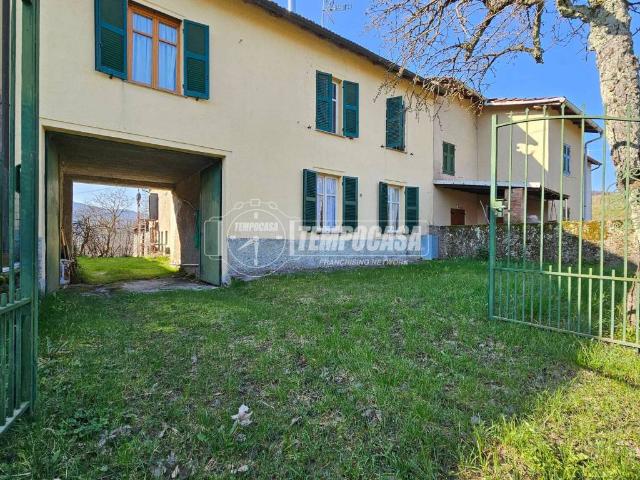Villa Indipendente in vendita a Piemonte, Alessandria