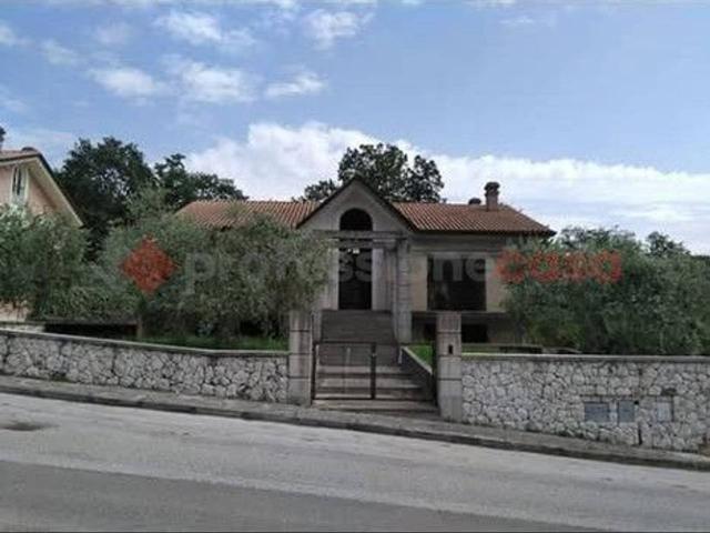 Villa Indipendente in vendita a Monacato, Cassino