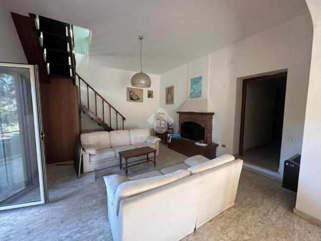 Villa Indipendente in vendita a San Silvestro, Cassino