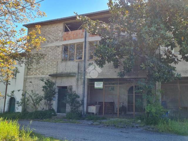 Villa Indipendente in vendita a Fontanarosa, Cassino