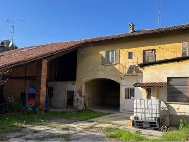 Villa Indipendente in vendita a Cassolnovo, Lombardia