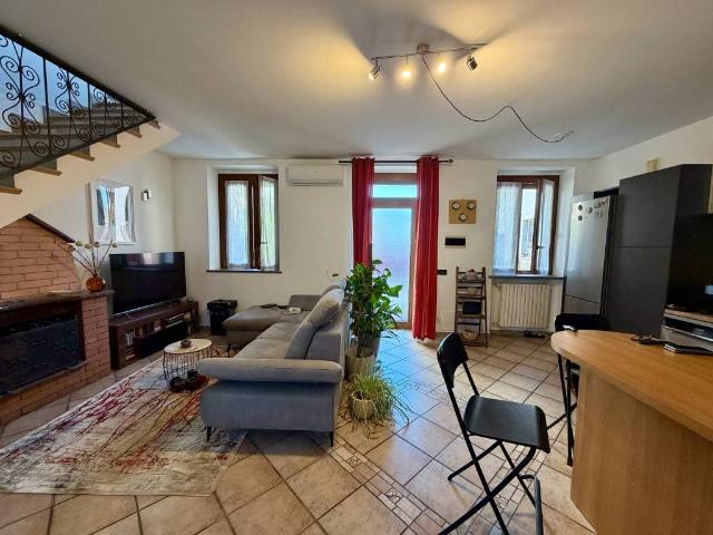 Villa Indipendente in vendita a Cassolnovo, Pavia