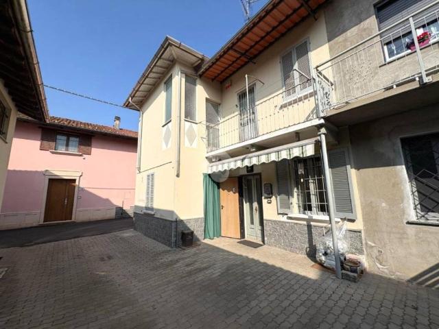 Villa Indipendente in vendita a Cassolnovo, Lombardia