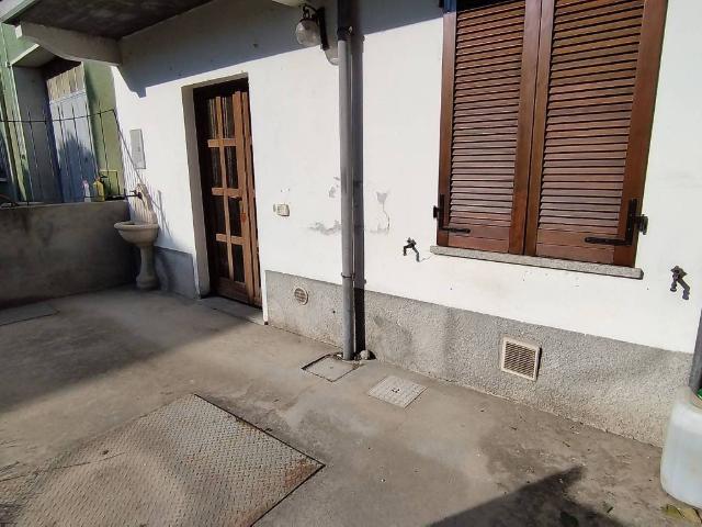 Villa Indipendente in vendita a Cassolnovo, Lombardia