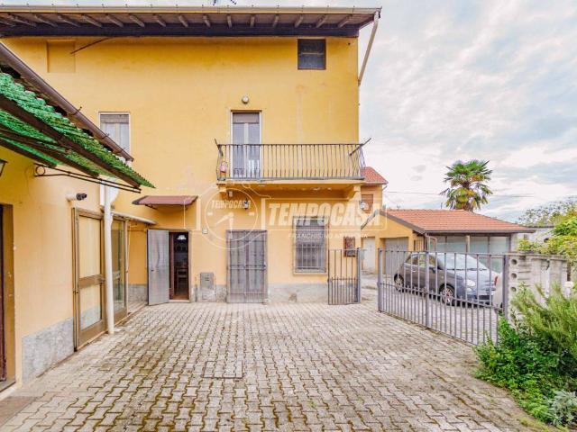 Villa Indipendente in vendita a Cassolnovo, Pavia