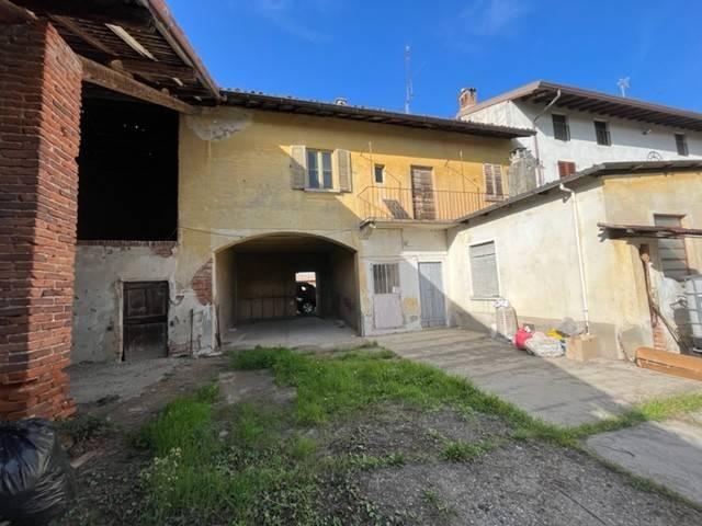 Villa Indipendente in vendita a Cassolnovo, Lombardia
