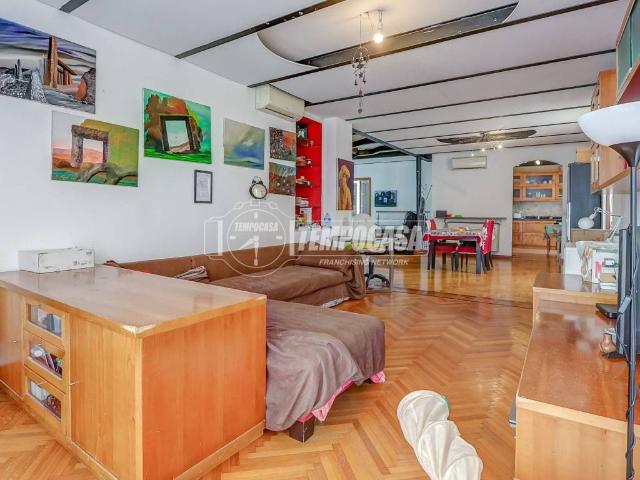 Villa Indipendente in vendita a Castano Primo, Lombardia