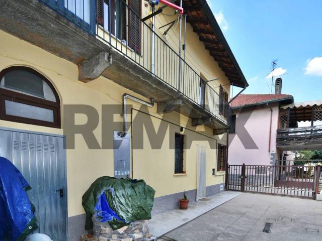 Villa Indipendente in vendita a Castano Primo, Lombardia