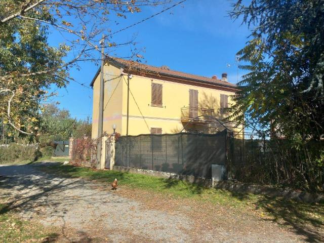 Villa Indipendente in vendita a Ca' Romanini, Casteggio