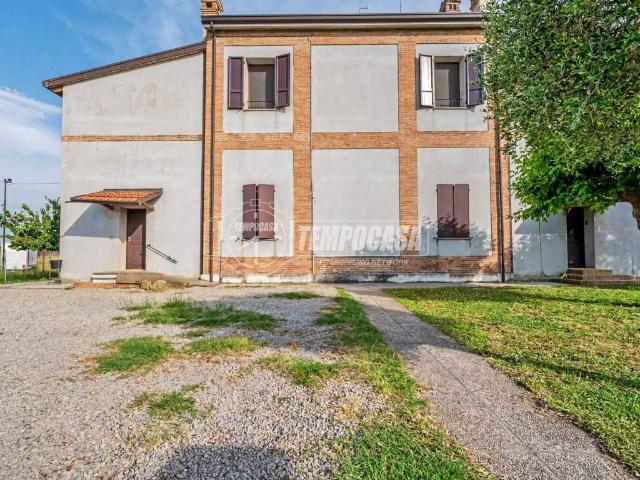 Villa Indipendente in vendita a Unione della Romagna Faentina, Castel Bolognese