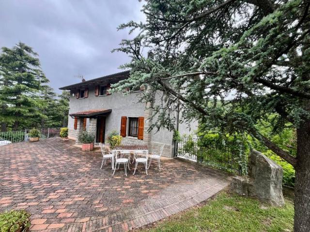 Villa Indipendente in vendita a Unione dell'Appennino Bolognese, Castel D'aiano