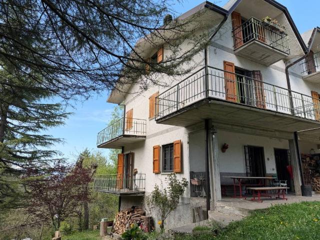 Villa Indipendente in vendita a Unione dell'Appennino Bolognese, Castel D'aiano