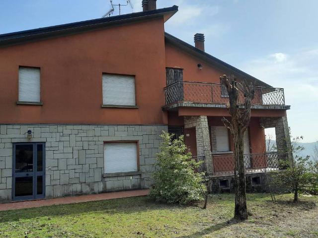 Villa Indipendente in vendita a Rocca di Roffeno, Castel d'Aiano