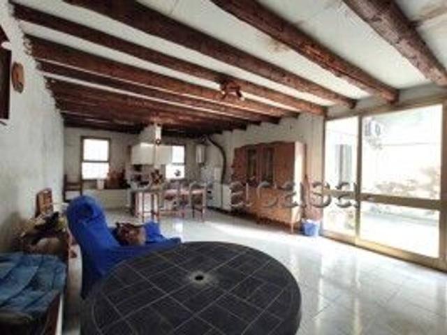 Villa Indipendente in vendita a Castel D'azzano, Veneto