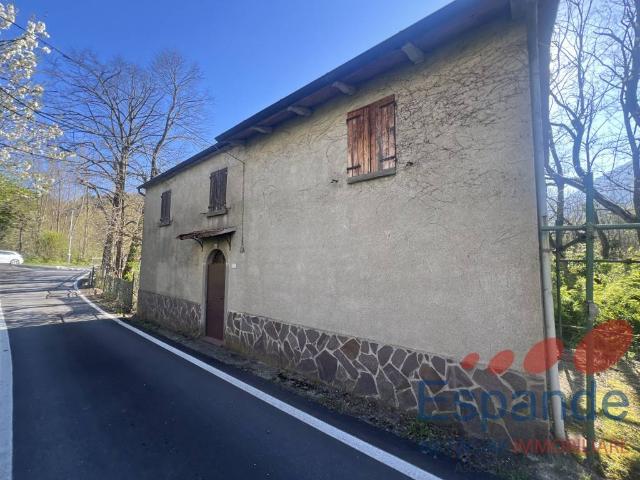 Villa Indipendente in vendita a Unione dell'Appennino Bolognese, Castel Di Casio